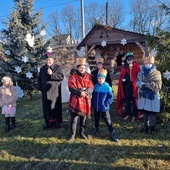 Już po raz szósty w parafii św. Jakuba Apostoła w Krosnowicach przygotowano pochód z królami.