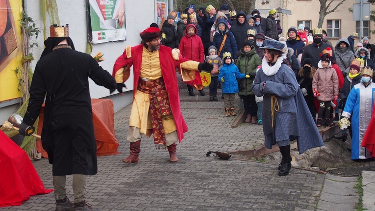Orszak Trzech Króli 2022 w Brzegu Dolnym