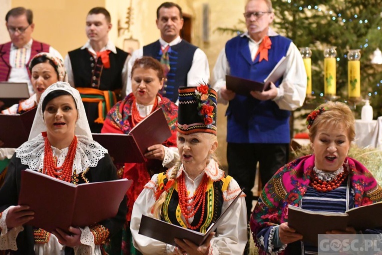 Kolędy i pastorałki u Zbawiciela