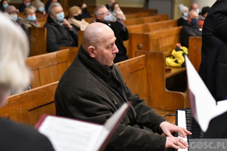 Kolędy i pastorałki u Zbawiciela