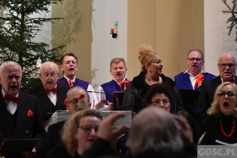 Kolędy i pastorałki u Zbawiciela