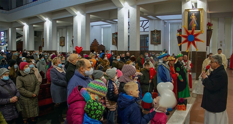 Dzierżoniów. Orszak Trzech Króli jednak poszedł