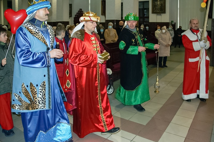 Dzierżoniów. Orszak Trzech Króli jednak poszedł