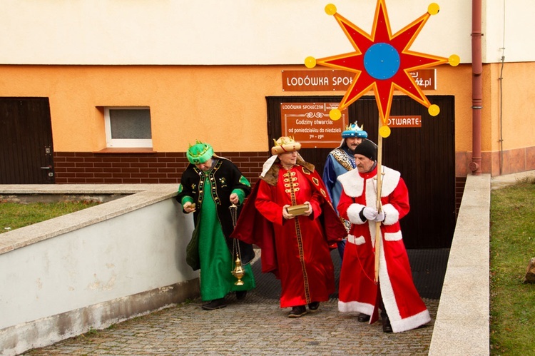 Dzierżoniów. Orszak Trzech Króli jednak poszedł