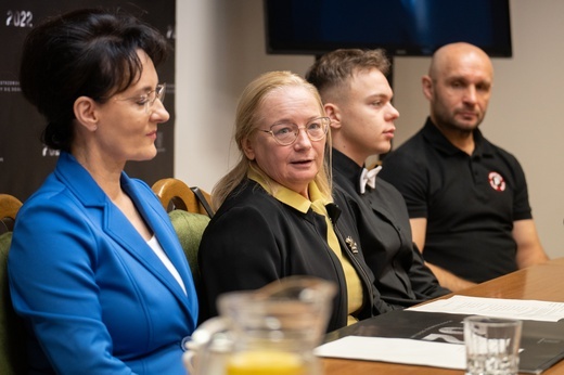 Sportowcy w kalendarzu dla hospicjum domowego w Jastrzębiu-Zdroju