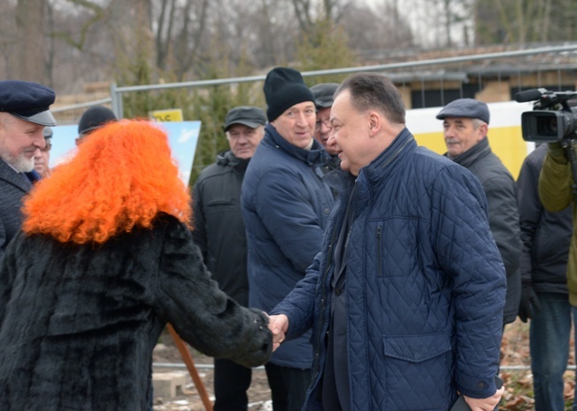 Będzie nowy budynek Szkoły Drzewnej w Garbatce-Letnisku