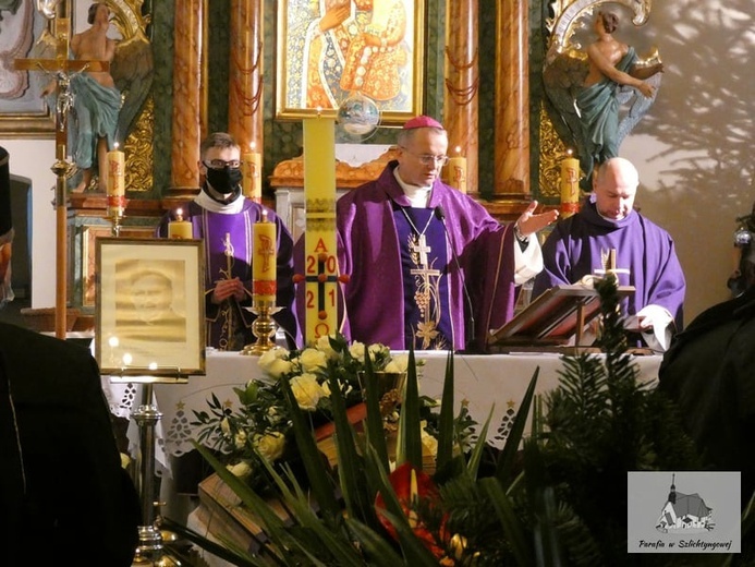 Pogrzeb ks. Bogdana Niparki