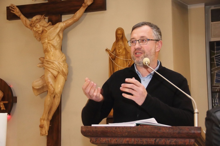 Kurs Zacheusza w CEF