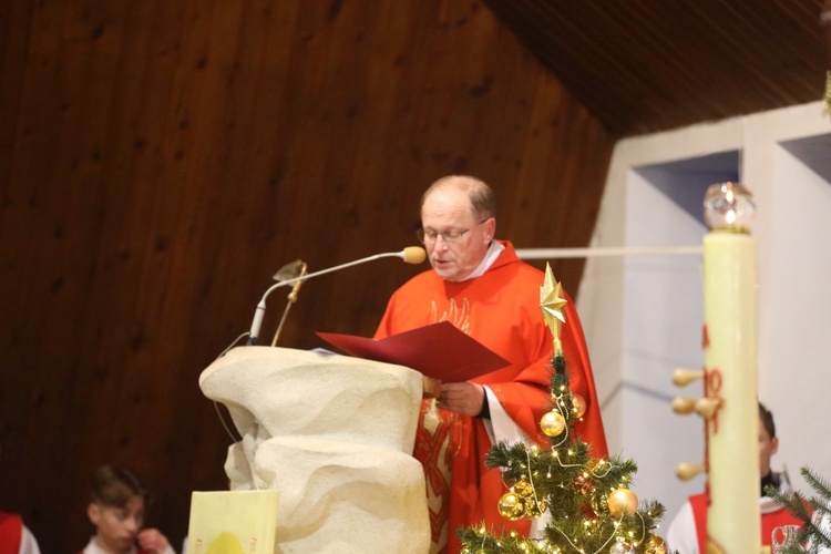 Ostatnie pożegnanie śp. ks. kan. Tadeusza Krzyżaka w Bystrej Krakowskiej