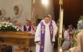 Ostatnie pożegnanie śp. ks. kan. Tadeusza Krzyżaka w Bystrej Krakowskiej