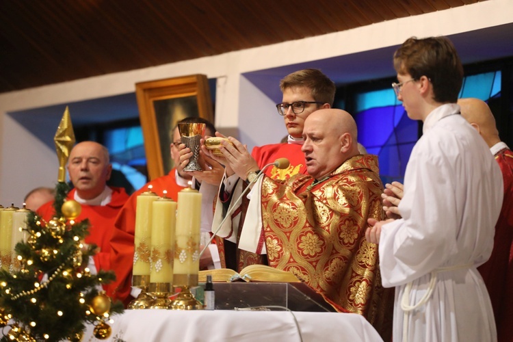 Ostatnie pożegnanie śp. ks. kan. Tadeusza Krzyżaka w Bystrej Krakowskiej