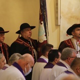 Ostatnie pożegnanie śp. ks. kan. Tadeusza Krzyżaka w Bielsku-Białej Hałcnowie