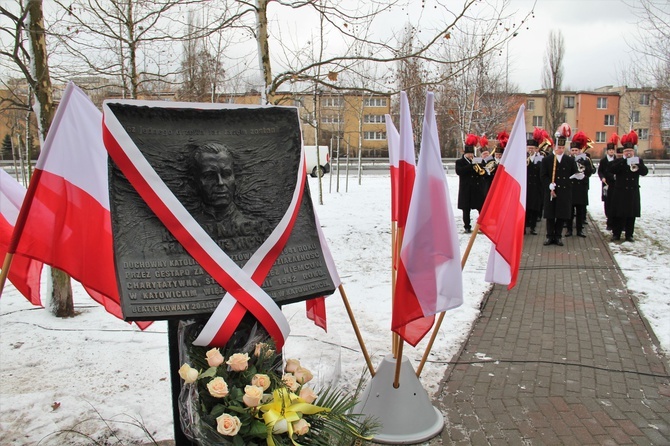 Odsłonięcie tablicy na Skwerze Ks. Jana Machy