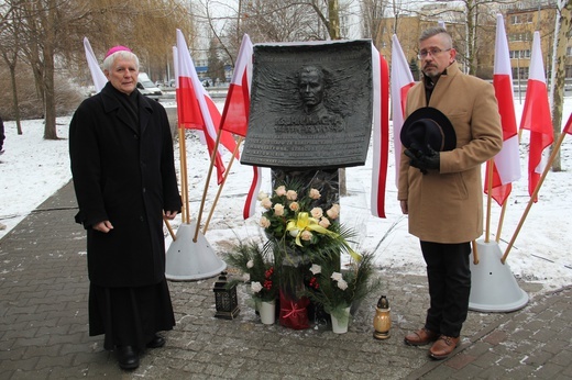 Odsłonięcie tablicy na Skwerze Ks. Jana Machy