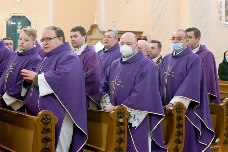 Msza żałobna ks. Antoniego Kopacza w Polanicy-Zdroju 