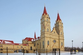 Katolicki kościół w Karagandzie. Katolików w Kazachstanie jest około trzydziestu tysięcy. Większość z nich to potomkowie polskich zesłańców.