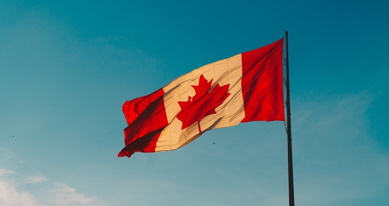 Kanada pożyczy Ukrainie 120 mln dolarów kanadyjskich (95,6 mln USD)