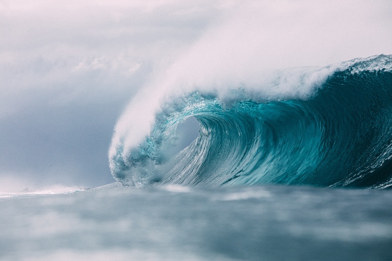 Tonga: 57-letni mężczyzna przetrwał 27 godzin w morzu podczas tsunami