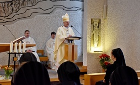 Metropolita gdański należy do Stowarzyszenia Apostolstwa Katolickiego (pallotyni).