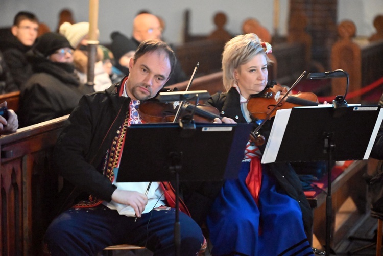 Koncert kolęd "by odtajało serce" w Wałbrzychu