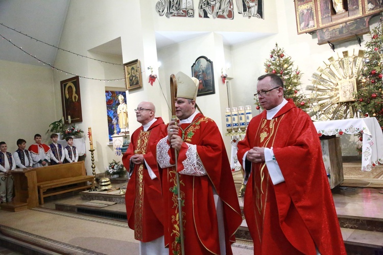 Sromowce Niżne. Bierzmowanie i poświęcenie organów