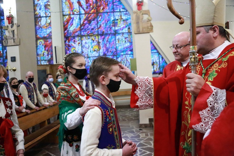 Sromowce Niżne. Bierzmowanie i poświęcenie organów