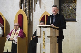 ▲	Słowo wygłosił duchowny z zielonoświątkowej wspólnoty „Ostoja” w Opolu.