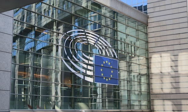 UE: na stole są wszystkie opcje jeśli chodzi o sankcje wobec Rosji