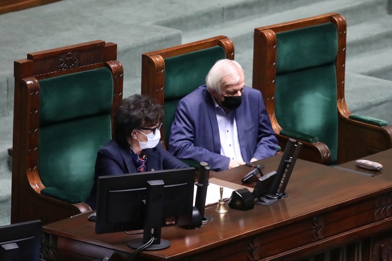 Witek: Wpłynął projekt ustawy zastępujący projekt "lex Hoc"