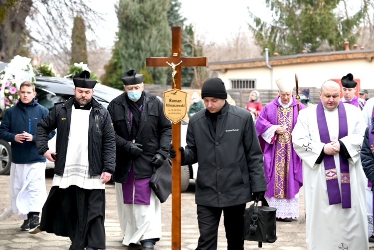 Katedra była jego domem. Pogrzeb Romana Klimaszewskiego