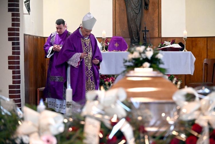 Katedra była jego domem. Pogrzeb Romana Klimaszewskiego