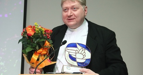 Dobre Media na areopagu świata 