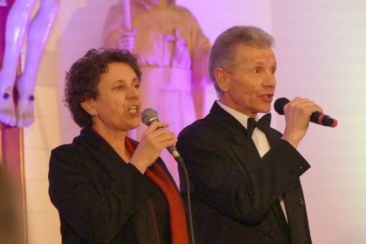 Niecodzienny Koncert Kolęd im. Łukasza Ząbka z Andrzejem Lampertem