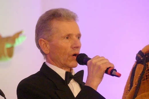 Niecodzienny Koncert Kolęd im. Łukasza Ząbka z Andrzejem Lampertem