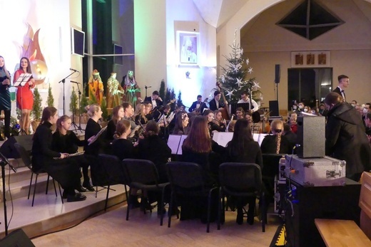 Niecodzienny Koncert Kolęd im. Łukasza Ząbka z Andrzejem Lampertem