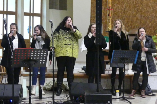 Uwielbieniowo-kolędowy wieczór z Fausystem i Olą Nykiel w Aleksandrowicach