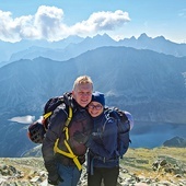 	Patryk i Beata są dziś szczęśliwym małżeństwem. Nie zawsze tak było i nawet nie wiedzieli, że może być inaczej.