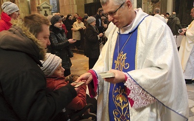 	Tegoroczne obchody odbędą się pod hasłem: „Bądźcie miłosierni, jak Ojciec wasz jest miłosierny. Trwając na drodze miłosierdzia przy tych, którzy cierpią”.