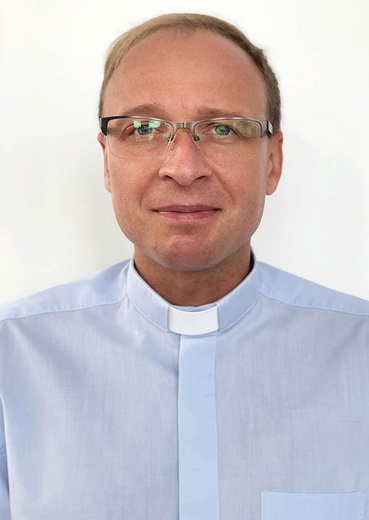 	Diecezjalny duszpasterz chorych i służby zdrowia na co dzień posługuje w szpitalu w Nowej Soli.