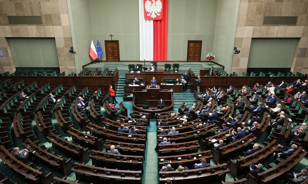 Sejm odrzucił projekt ustawy o testowaniu pracowników pod kątem zakażenia SARS-CoV-2