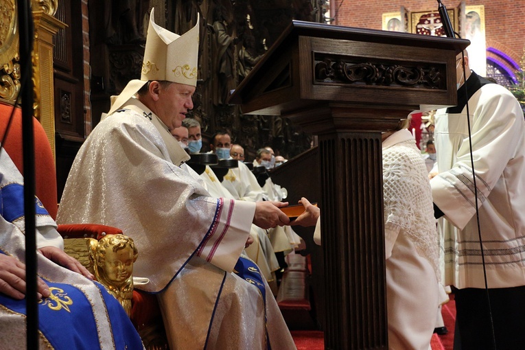 Dzień Życia Konsekrowanego w katedrze wrocławskiej 2022