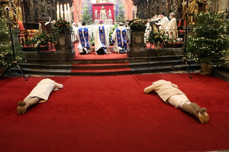 Dzień Życia Konsekrowanego w katedrze wrocławskiej 2022