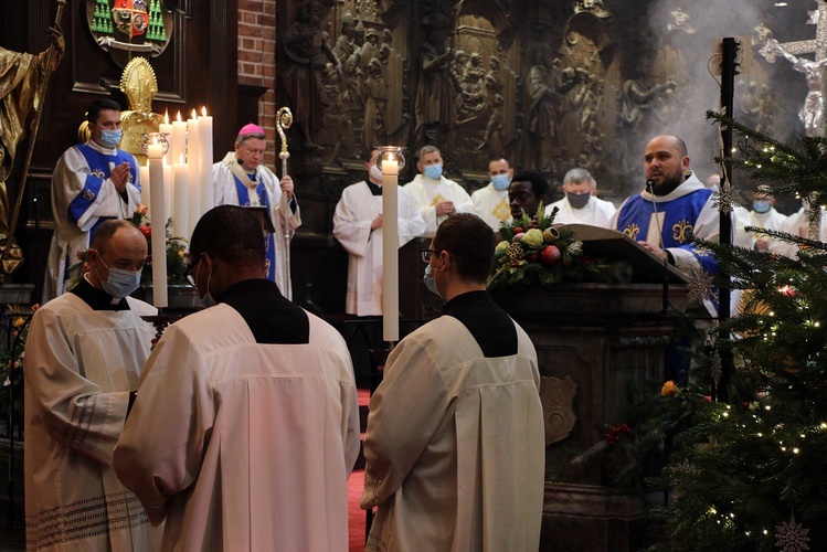 Dzień Życia Konsekrowanego w katedrze wrocławskiej 2022