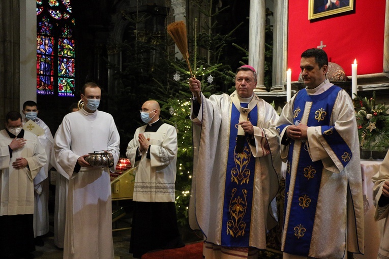 Dzień Życia Konsekrowanego w katedrze wrocławskiej 2022