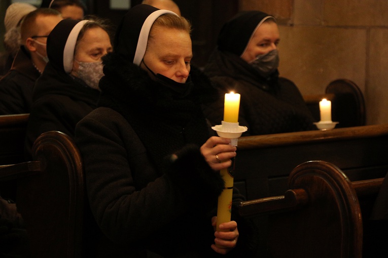 Dzień Życia Konsekrowanego w katedrze wrocławskiej 2022