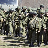 3 marca 2014 r. Najemnicy w mundurach bez oznaczeń opanowują miejscowość Perevalne pod Symferopolem na Krymie.