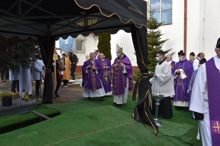 Kłodawa pożegnała śp. ks. Bronisława Chudego