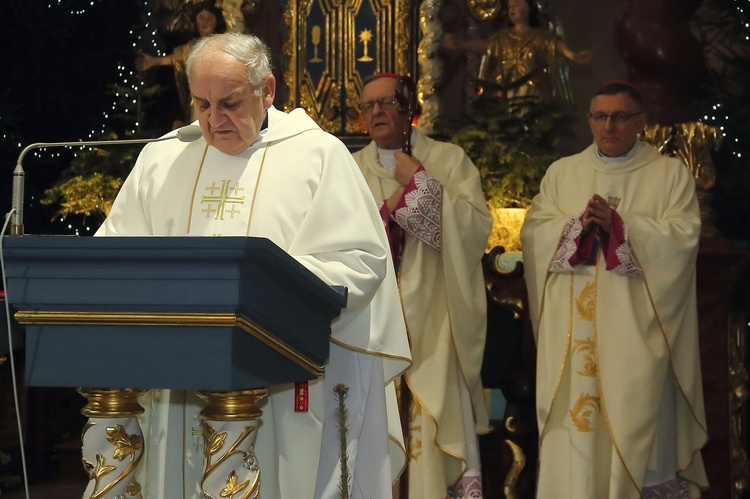 Jubileuszowa pielgrzymka osób konsekrowanych do Skrzatusza cz.1