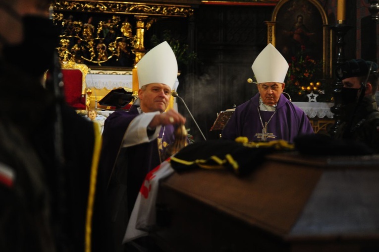 Uroczystości pogrzebowe Jacka Smagowicza. cz. 2