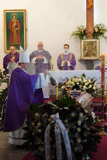 Msza św. pogrzebowa w intencji śp. ks. Aleksandra Jasiczka